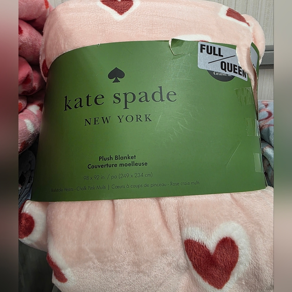 Gorgeous Kate Spade Hearts Blanket-NWT
